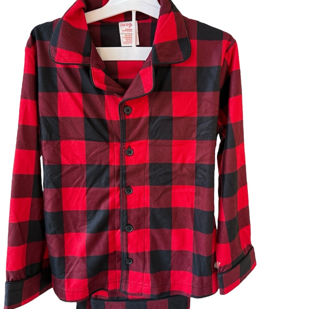 NWT cat and jack target red plaid button pajamas two piece, XS 4/5 toddler
